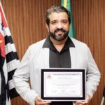 Agesner Monteiro recebe Cartão de Prata em Presidente Prudente e comemora conquista com familiares e amigos